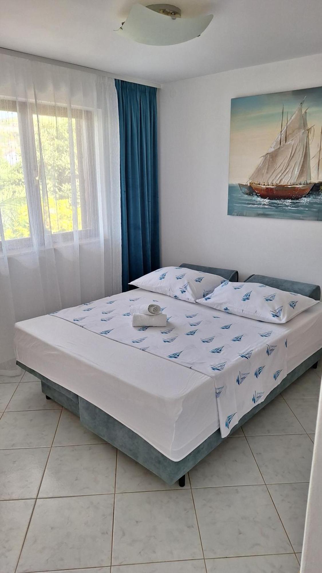 Apartmani I & J Seric Seget Vranjica Exterior foto
